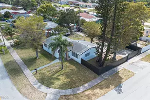 1090 NW 197th Terrace, Miami Gardens, FL 33169 - Photo 26