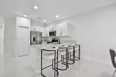 178 SE 33rd Ter, Homestead, FL 33033 - Photo 4