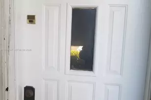 426 NE 210th Cir Terrace, Miami, FL 33179 - Photo 16