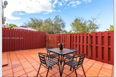 7125 NW 173rd Dr #2405, Hialeah, FL 33015 - Photo 32