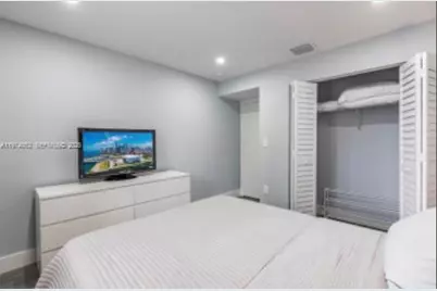 7125 NW 173rd Dr #2405, Hialeah, FL 33015 - Photo 28