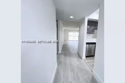 1001 SW 128 Ter #406B, Pembroke Pines, FL 33027 - Photo 4