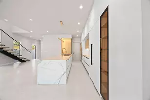 1135 NE 11th Ave, Fort Lauderdale, FL 33304 - Photo 10
