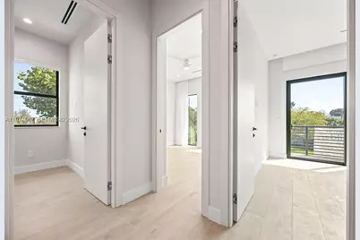 1135 NE 11th Ave, Fort Lauderdale, FL 33304 - Photo 30