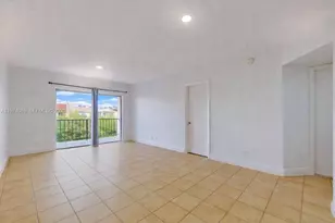 13715 Kendale Lakes Cir, Miami, FL 33183 - Photo 22