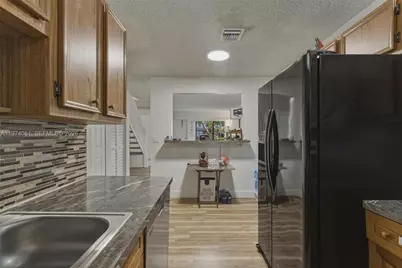 9853 Riverside Dr #8-24, Coral Springs, FL 33071 - Photo 6