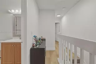 9853 Riverside Dr, Coral Springs, FL 33071 - Photo 10