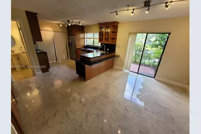 6 Wimbledon Lake Dr #252, Plantation, FL 33324 - Photo 1