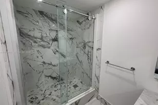 6 Wimbledon Lake Dr, Plantation, FL 33324 - Photo 10