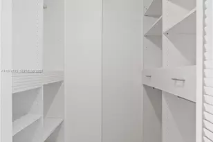 7601 E Treasure Dr, North Bay Village, FL 33141 - Photo 20