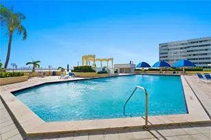 7601 E Treasure Dr, North Bay Village, FL 33141 - Photo 22