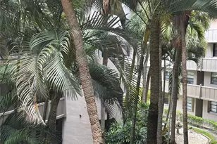 1100 Colony Point Cir, Pembroke Pines, FL 33026 - Photo 20