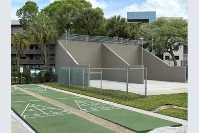 1100 Colony Point Cir #316, Pembroke Pines, FL 33026 - Photo 30