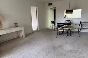 1100 Colony Point Cir, Pembroke Pines, FL 33026 - Photo 10