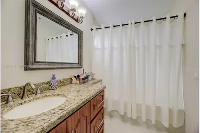 10 NW 110th Ave, Plantation, FL 33324 - Photo 28