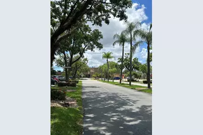 301 Cambridge Rd #211, Hollywood, FL 33024 - Photo 34