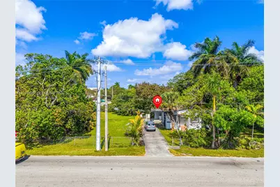 219 NE 141st St, Miami, FL 33161 - Photo 20