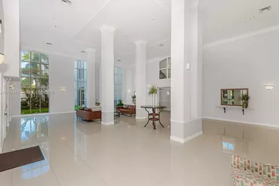 9725 NW 52nd St #213, Doral, FL 33178 - Photo 4