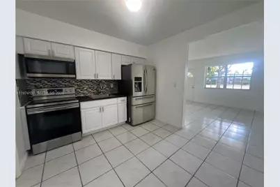 5829 NW 37th St #1, Virginia Gardens, FL 33166 - Photo 6