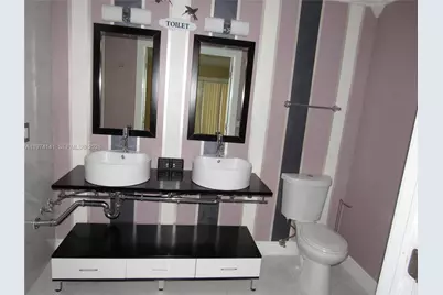 233 Meadows Dr, Boynton Beach, FL 33436 - Photo 14