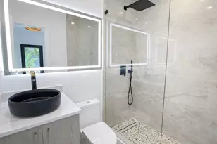 1645 NE 180th St, North Miami Beach, FL 33162 - Photo 34