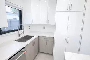 1645 NE 180th St, North Miami Beach, FL 33162 - Photo 42