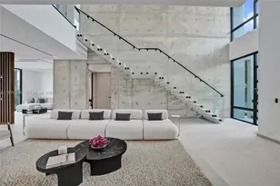 1379 NE 104th St, Miami Shores, FL 33138 - Photo 4