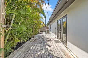 1151 NE 42nd Ct, Pompano Beach, FL 33064 - Photo 28