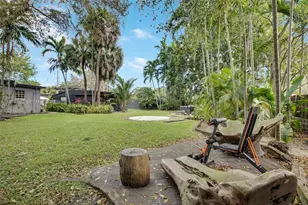 10659 NE 10th Pl, Miami Shores, FL 33138 - Photo 20