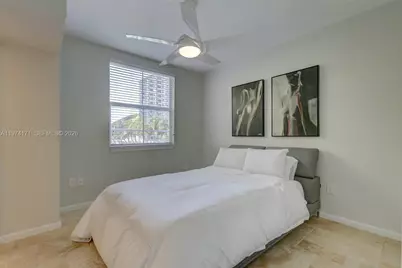 2039 Oceanwalk Ter #401, Lauderdale by the Sea, FL 33062 - Photo 10