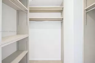 4925 Collins Ave, Miami Beach, FL 33140 - Photo 16