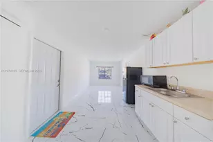 18004 SW 154th Ave, Miami, FL 33187 - Photo 54