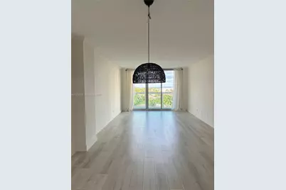 19380 Collins Ave #718, Sunny Isles Beach, FL 33160 - Photo 8