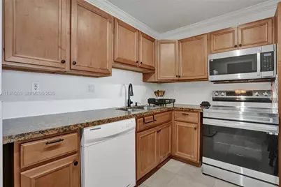 19380 Collins Ave #718, Sunny Isles Beach, FL 33160 - Photo 12