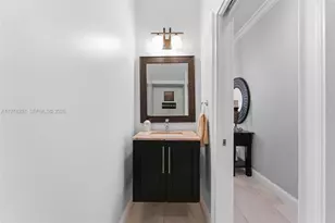 1521 NW 178th Terrace, Pembroke Pines, FL 33029 - Photo 12