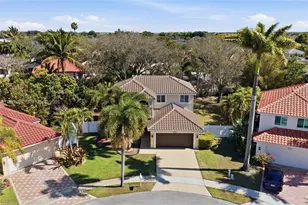1521 NW 178th Terrace, Pembroke Pines, FL 33029 - Photo 26