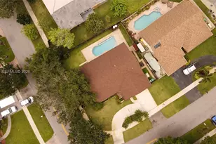 11945 SW 54th St, Cooper City, FL 33330 - Photo 4