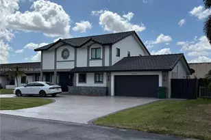 6951 W Wedgewood Ave, Davie, FL 33331 - Photo 2