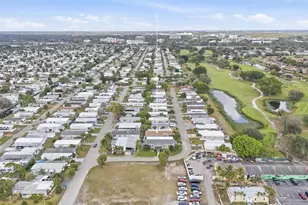 2325 SW 83rd Ave, Davie, FL 33324 - Photo 40