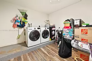 930 SW 147th Ct, Miami, FL 33194 - Photo 22