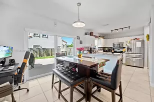 930 SW 147th Ct, Miami, FL 33194 - Photo 8