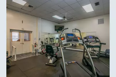 221 NE 212th St, Miami, FL 33179 - Photo 28