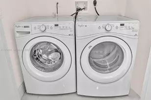 17301 Biscayne Blvd, North Miami Beach, FL 33160 - Photo 20