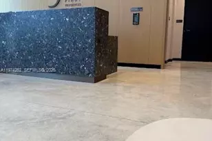 121 NE 5th, Miami, FL 33132 - Photo 16