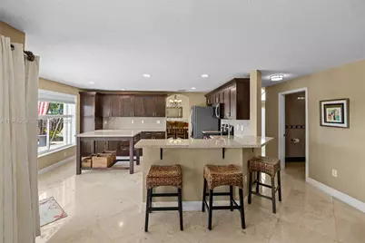 4650 NW 109th Ct, Doral, FL 33178 - Photo 14