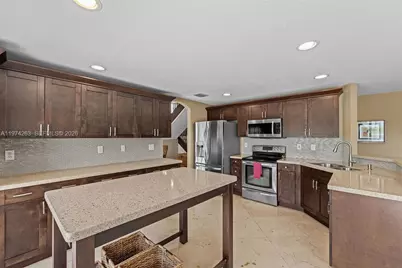 4650 NW 109th Ct, Doral, FL 33178 - Photo 18