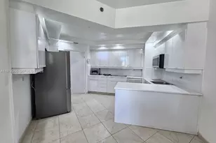 2000 Island Blvd, Aventura, FL 33160 - Photo 6