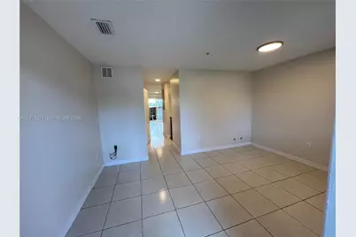 14162 NW 17th Ave #14162, Opa-Locka, FL 33054 - Photo 4