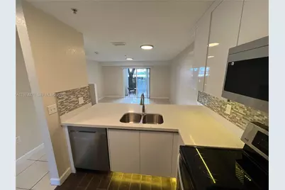 14162 NW 17th Ave #14162, Opa-Locka, FL 33054 - Photo 8