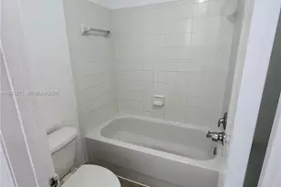 14162 NW 17th Ave, Opa-Locka, FL 33054 - Photo 18